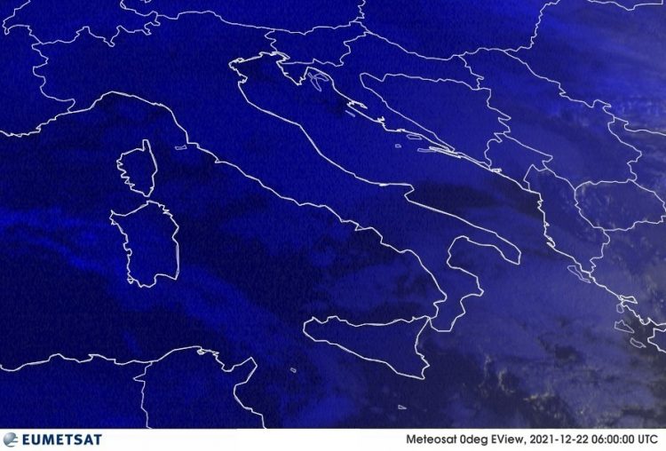 METEO AM, previsioni del tempo in Italia per il giorno 22/12/2021