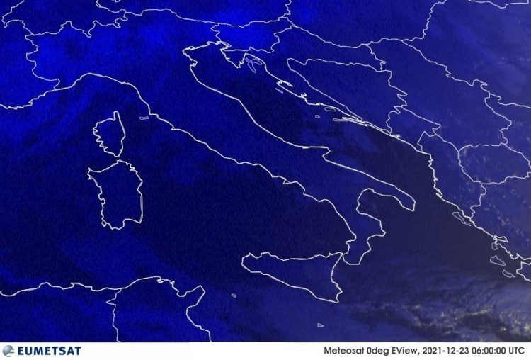 METEO AM, previsioni del tempo in Italia per il giorno 23/12/2021
