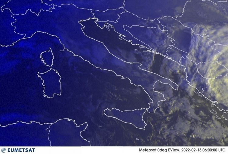 METEO AM, previsioni del tempo in Italia per il giorno 13/02/2022