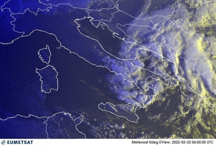 METEO AM, previsioni del tempo in Italia per il giorno 22/02/2022