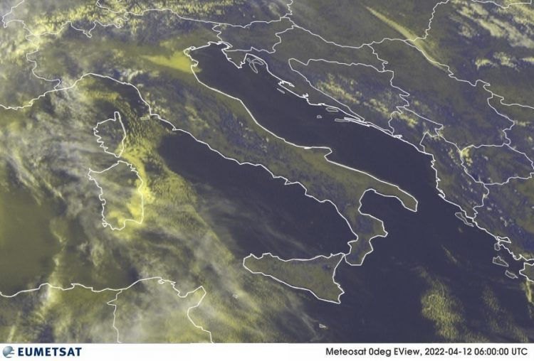 METEO AM, previsioni del tempo in Italia per il giorno 12/04/2022