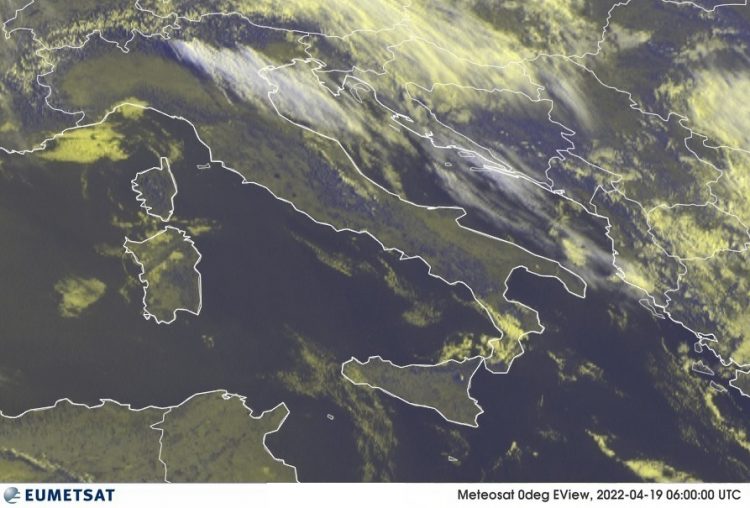 METEO AM, previsioni del tempo in Italia per il giorno 19/04/2022