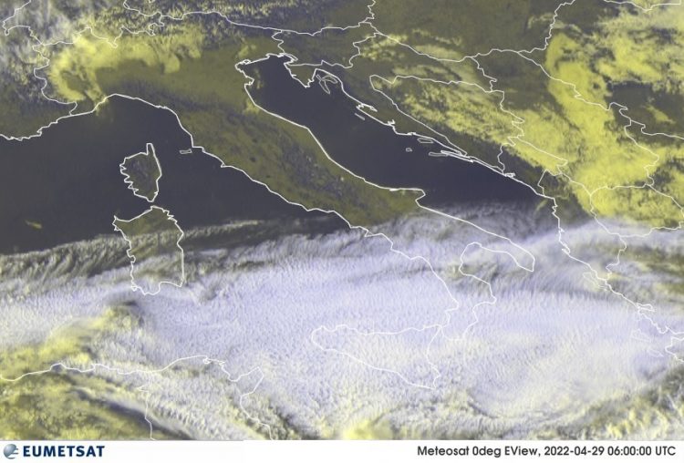 METEO AM, previsioni del tempo in Italia per il giorno 29/04/2022
