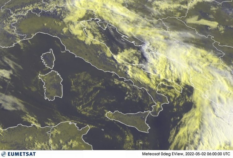 METEO AM, previsioni del tempo in Italia per il giorno 02/05/2022