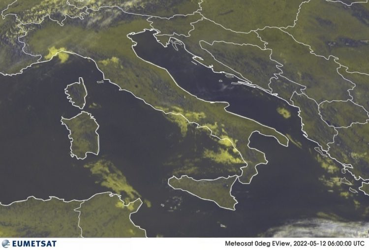 METEO AM, previsioni del tempo in Italia per il giorno 12/05/2022