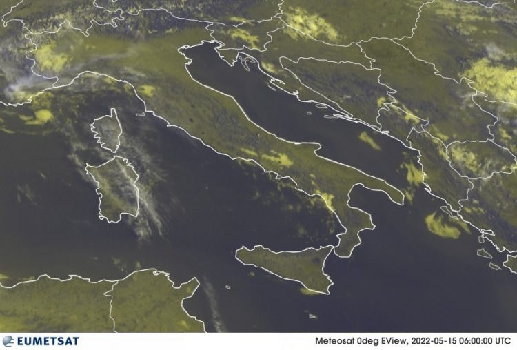 METEO AM, previsioni del tempo in Italia per il giorno 15/05/2022