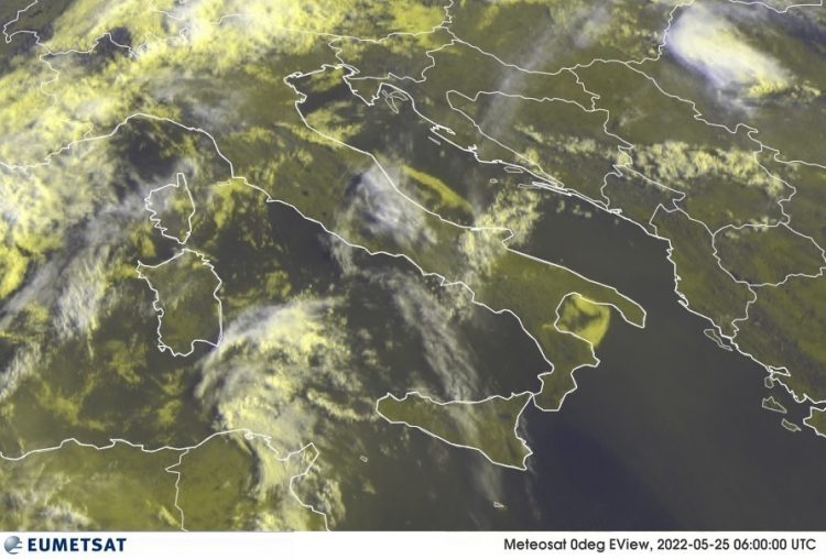 METEO AM, previsioni del tempo in Italia per il giorno 25/05/2022