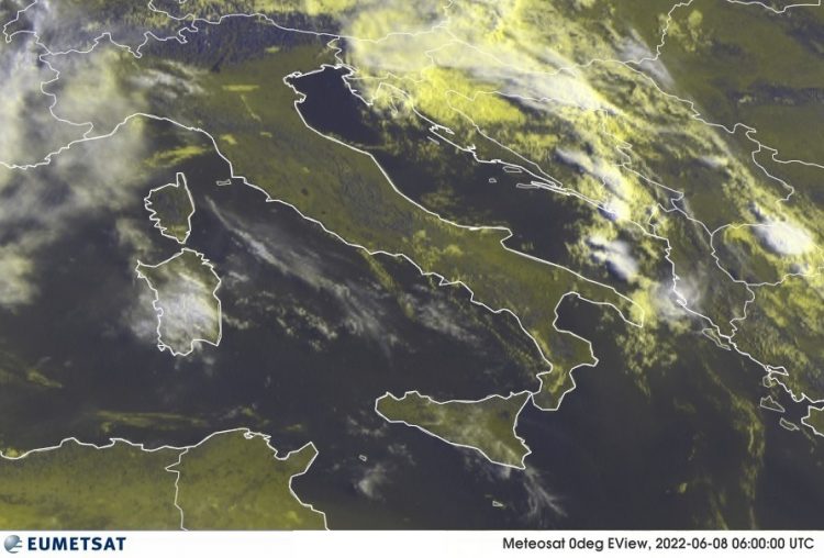 METEO AM, previsioni del tempo in Italia per il giorno 08/06/2022