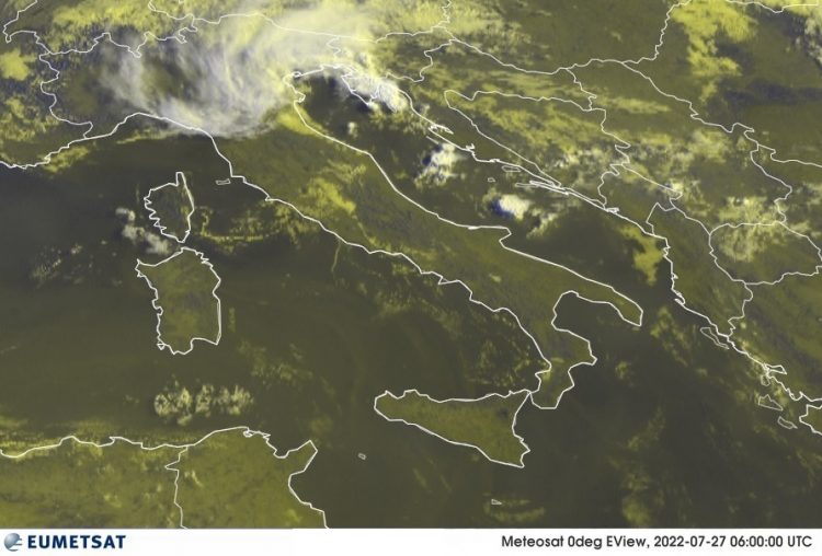 METEO AM, previsioni del tempo in Italia per il giorno 27/07/2022