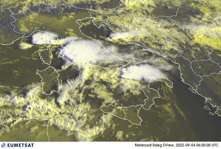 METEO AM, previsioni del tempo in Italia per il giorno 04/09/2022 METEO AM, previsioni del tempo in Italia per il giorno 04/09/2022