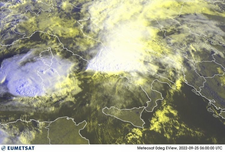 METEO AM, previsioni del tempo in Italia per il giorno 25/09/2022