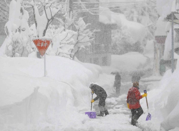 Meteo: previsioni inverno 2022/23 da novembre a febbraio 2023. Torna la neve abbondante in pianura padana e a Roma Meteo: previsioni inverno 2022/23 da novembre a febbraio 2023. Torna la neve abbondante in pianura padana e a Roma