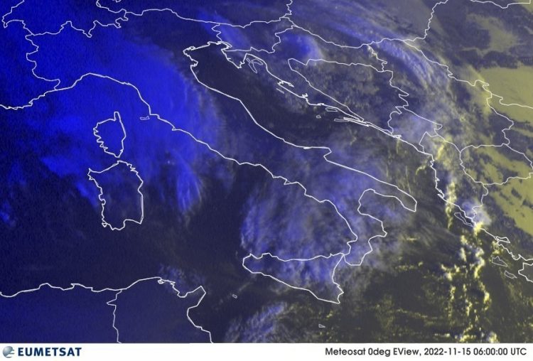 METEO AM, previsioni del tempo in Italia per il giorno 15/11/2022