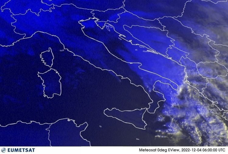 METEO AM, previsioni del tempo in Italia per il giorno 04/12/2022