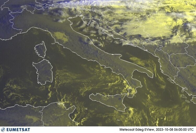 METEO AM, previsioni del tempo in Italia per il giorno 08/10/2023