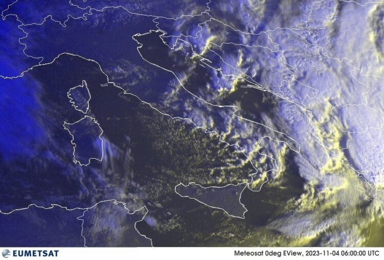METEO AM, previsioni del tempo in Italia per il giorno 04/11/2023