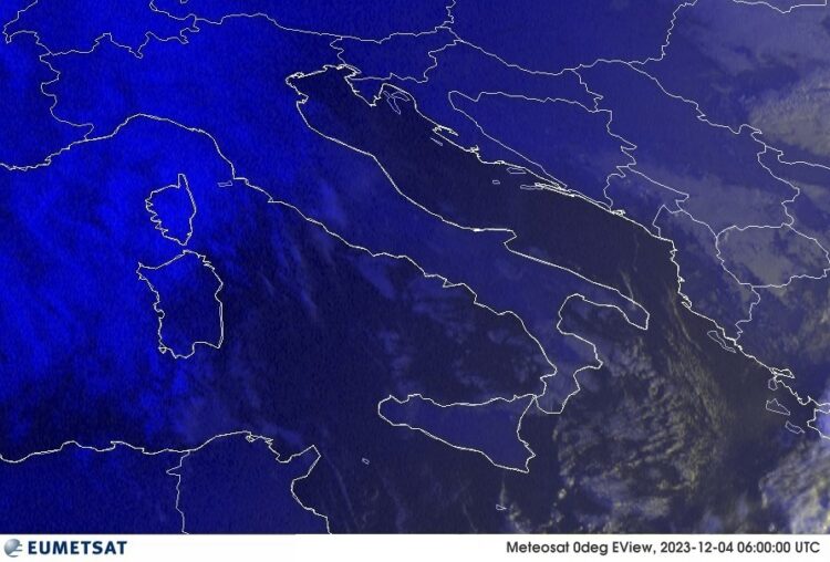 METEO AM, previsioni del tempo in Italia per il giorno 04/12/2023