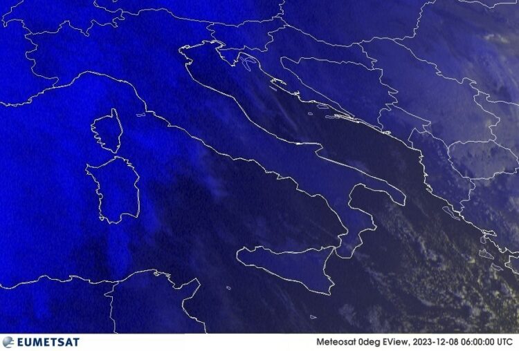 METEO AM, previsioni del tempo in Italia per il giorno 08/12/2023