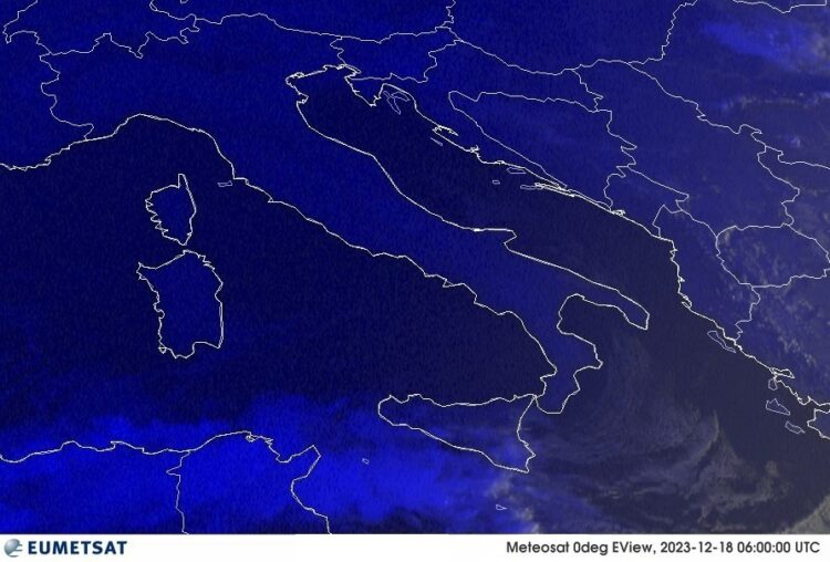 METEO AM, previsioni del tempo in Italia per il giorno 18/12/2023