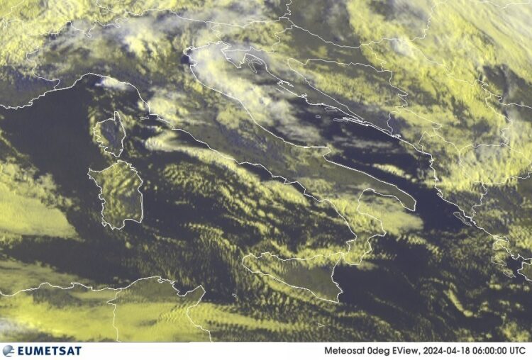 METEO AM, previsioni del tempo in Italia per il giorno 18/04/2024