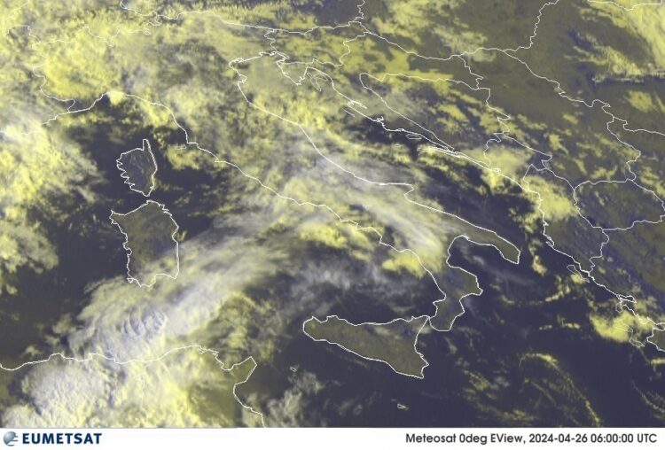 METEO AM, previsioni del tempo in Italia per il giorno 26/04/2024
