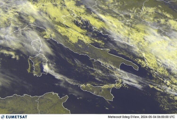 METEO AM, previsioni del tempo in Italia per il giorno 04/05/2024