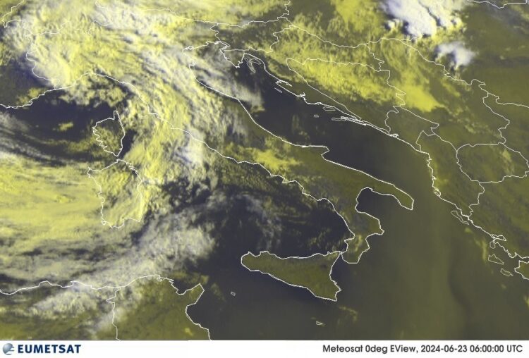 METEO AM, previsioni del tempo in Italia per il giorno 23/06/2024