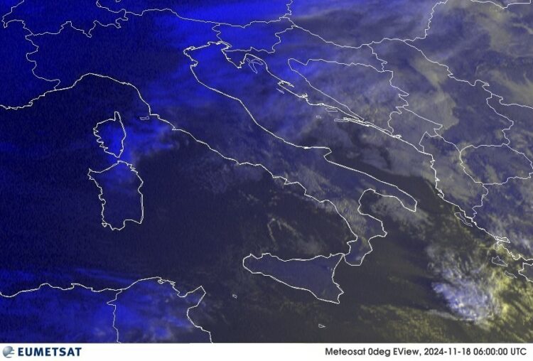 METEO AM, previsioni del tempo in Italia per il giorno 18/11/2024 METEO AM, previsioni del tempo in Italia per il giorno 18/11/2024