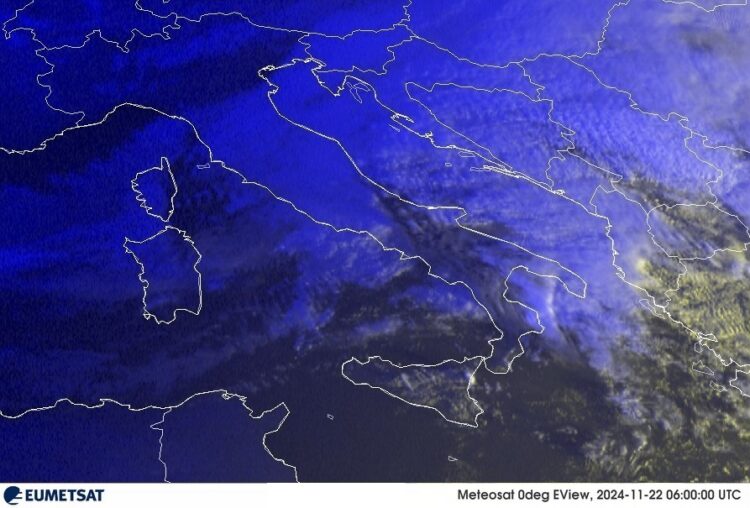 METEO AM, previsioni del tempo in Italia per il giorno 22/11/2024