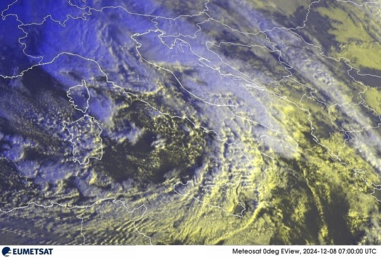 METEO AM, previsioni del tempo in Italia per il giorno 08/12/2024 METEO AM, previsioni del tempo in Italia per il giorno 08/12/2024