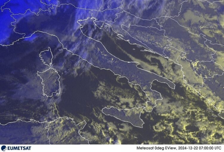 Previsioni del tempo in Italia per OGGI (22/12/2024) Previsioni del tempo in Italia per OGGI (22/12/2024)