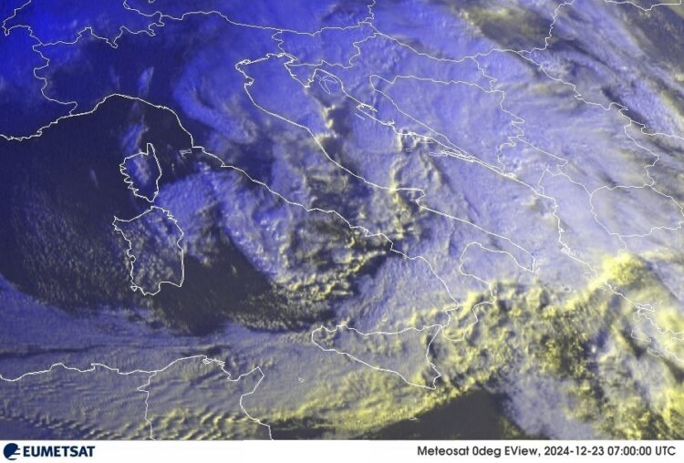 Previsioni del tempo in Italia per OGGI (23/12/2024) Previsioni del tempo in Italia per OGGI (23/12/2024)