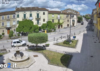 Webcam Jelsi LIVE HD: diretta Piazza Umberto I e meteo in tempo reale