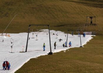 La neve che fonde subito: come il riscaldamento globale sta trasformando le nostre montagne