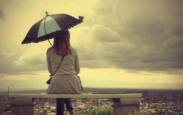 Meteo 25 Aprile e Primo Maggio: ombrello o costume? Le previsioni e la tendenza a lungo termine