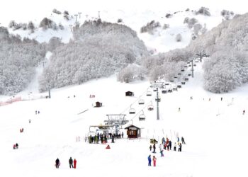 Webcam Campitello Matese Live: Neve e Piste Lavarelle in HD