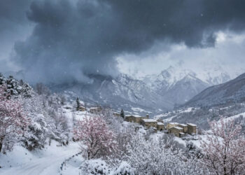 Colpo di coda dell’inverno: aria fredda e neve a bassa quota a metà settimana